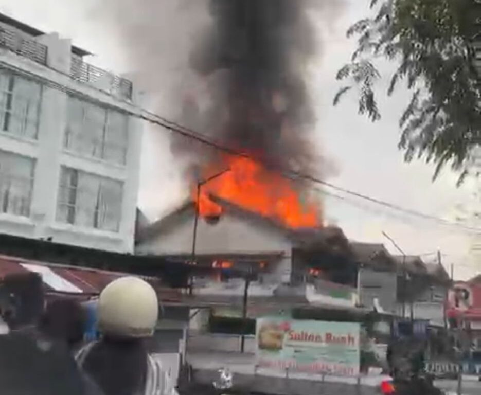 kebakaran di Jalan purnama Pontianak
