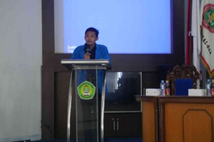 Meksi Kerol Korwil BEM Seka Kalbar