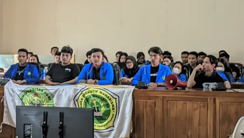 BEM REMA Universitas PGRI Pontianak Tolak Anggaran Pendidikan untuk MBG dalam pernyataan sikap di Pontianak