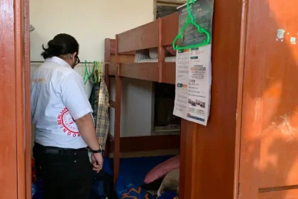 Suasana investigasi Tim Hukum KAHMI Kalbar di Pesantren Labbaik Kubu Raya kasus Irfan Zaki Azizi