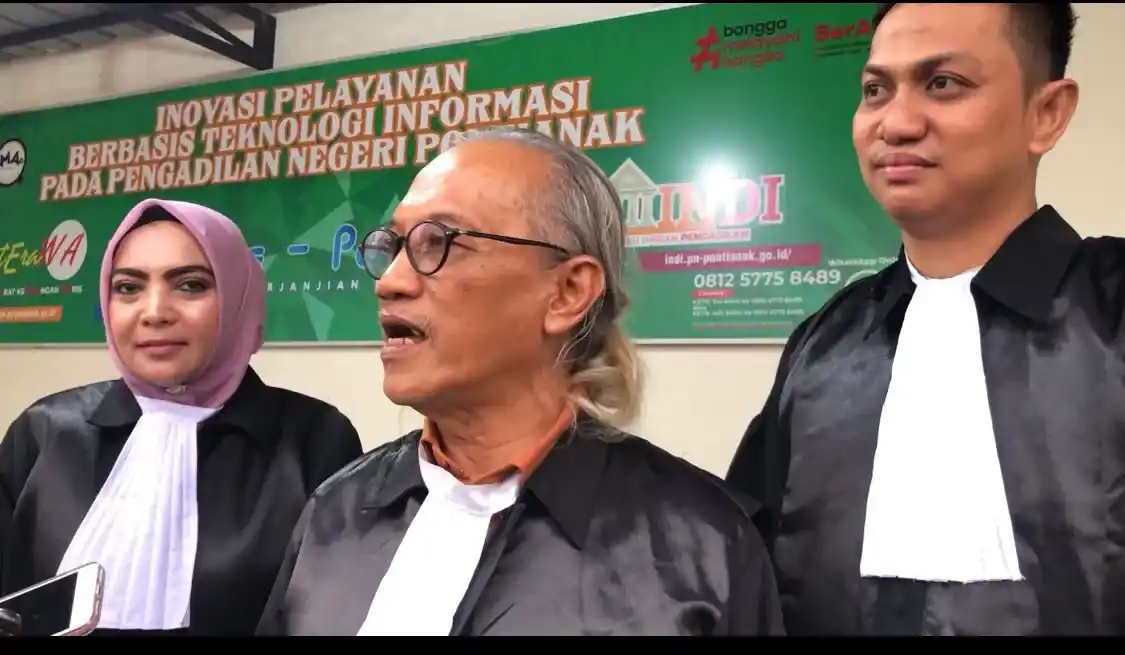 sidang PN Pontianak kasus oknum polisi Melawi BAP barang bukti disorot