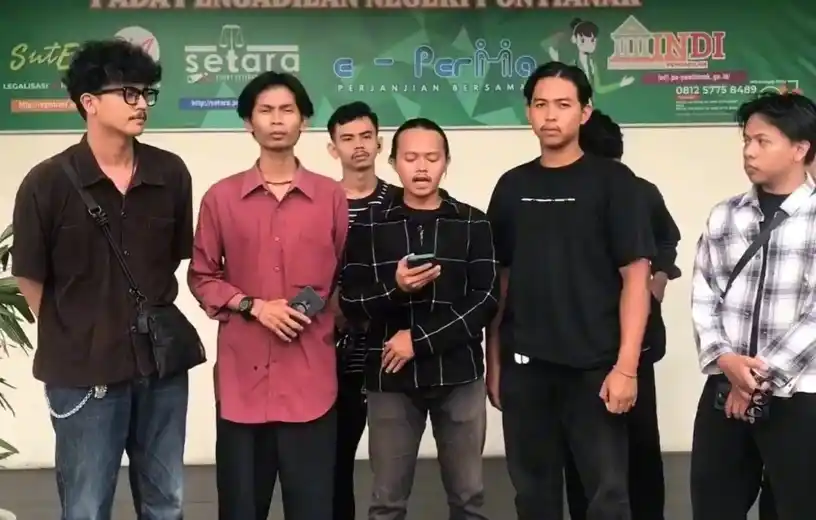 Aliansi mahasiswa Pontianak kawal sidang praperadilan Bawaslu di Pengadilan Negeri Pontianak