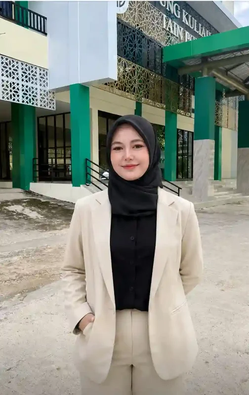 Kelaparan di Indonesia meski produksi beras nasional mengalami surplus.