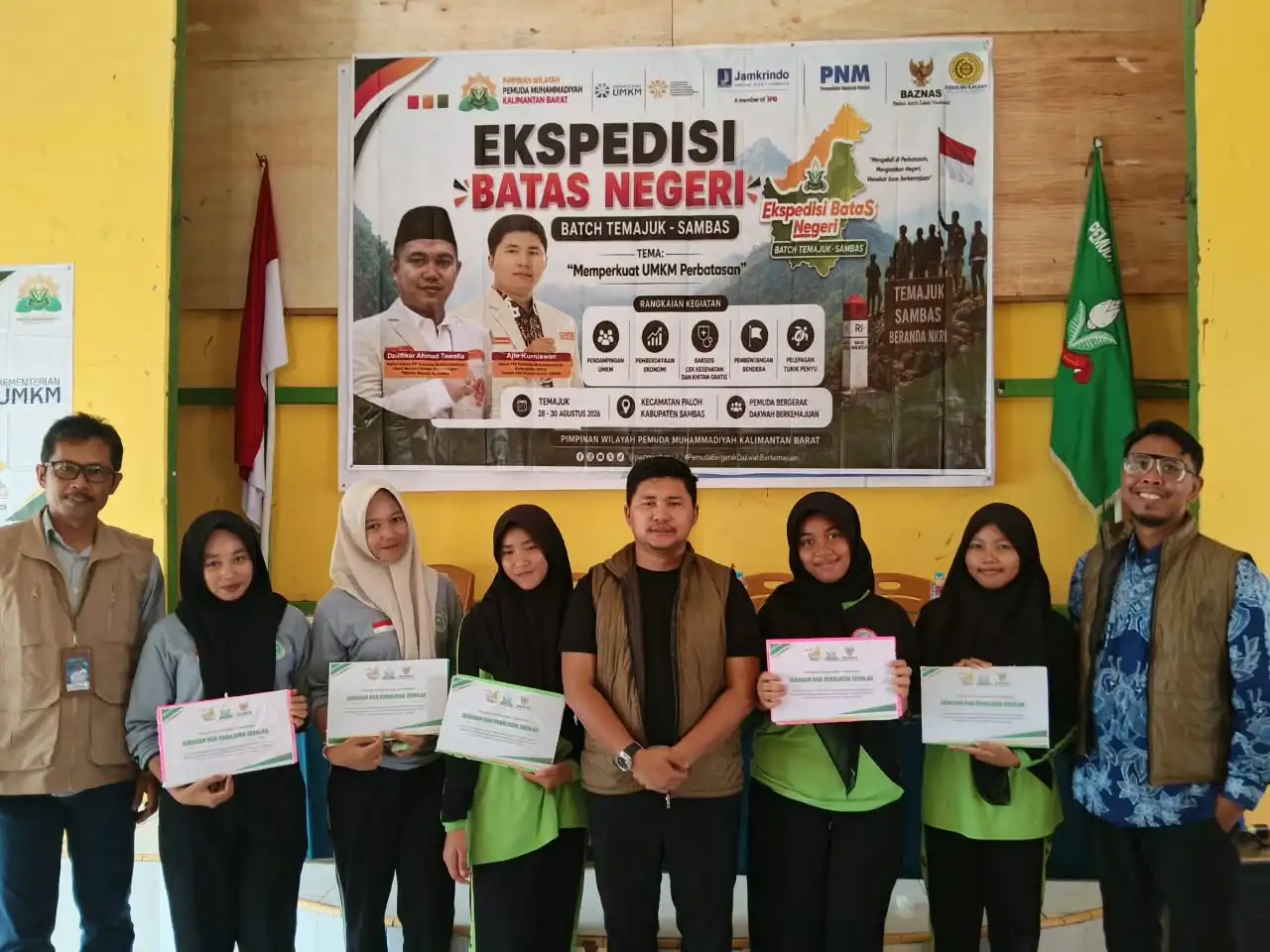 Ekspedisi Batas Negeri di Temajuk, Pemuda Muhammadiyah Kalbar Dorong UMKM Perbatasan