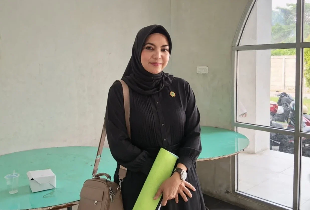 Eka Nurhayati Ishak, Ketua Humanity Women Children Indonesia (HWCI) Kalimantan Barat
