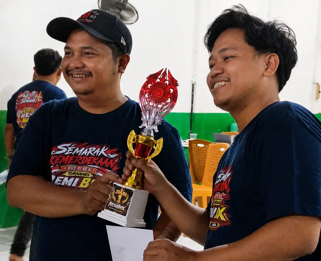 lomba remibox yang digelar Grand Master bersama BEM Seka Kalimantan Barat dalam rangka memeriahkan Hari Ulang Tahun (HUT) ke-81 Kemerdekaan Republik Indonesia.