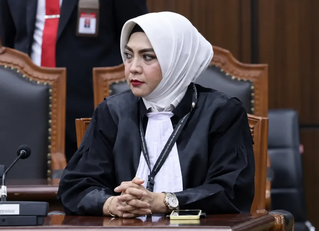 Eka Nurhayati Ishak